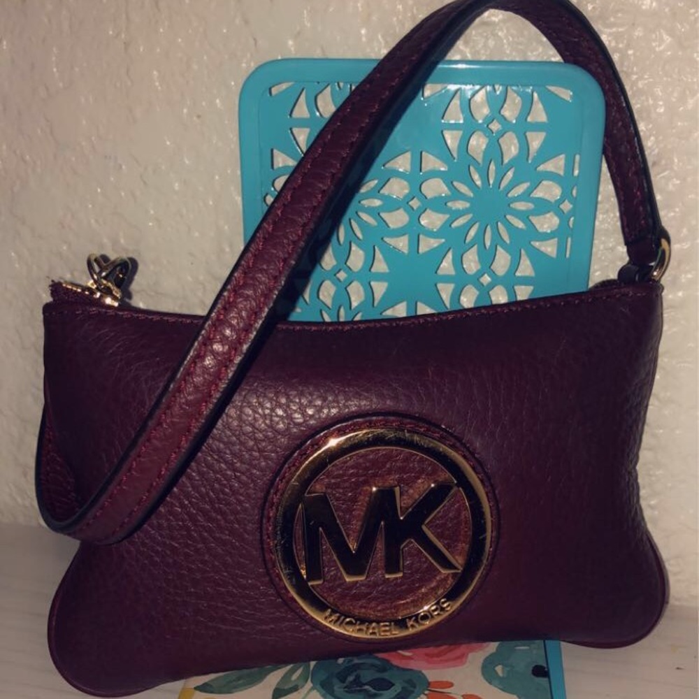 ❌SOLD❌Michael Kors Wristlet